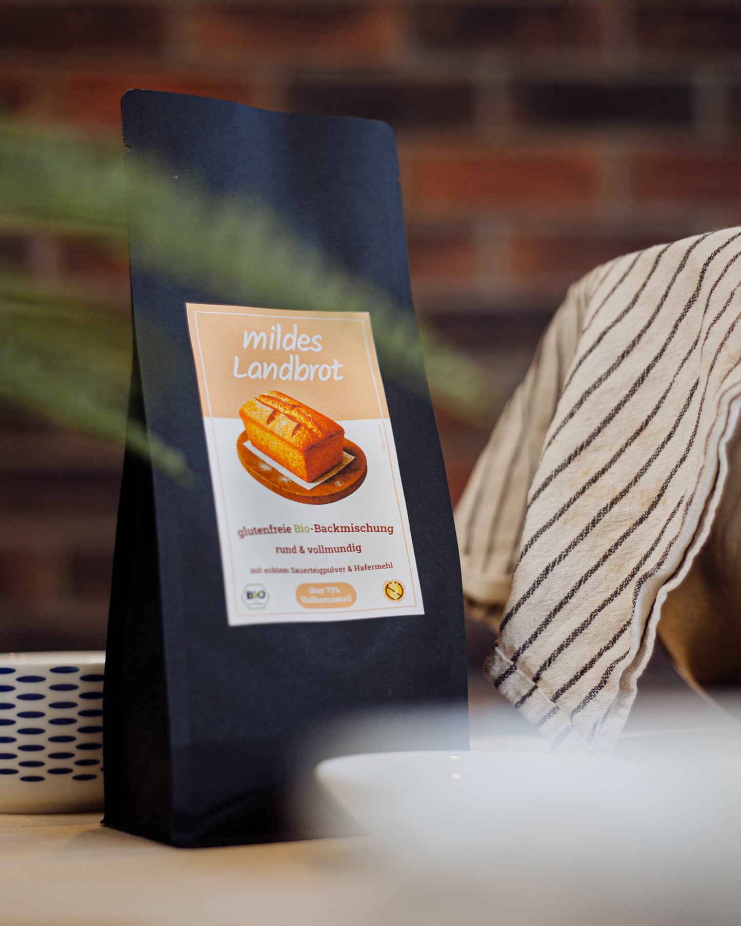 Mildes Landbrot - Bio-Backmischung - klassisch & glutenfrei genießen