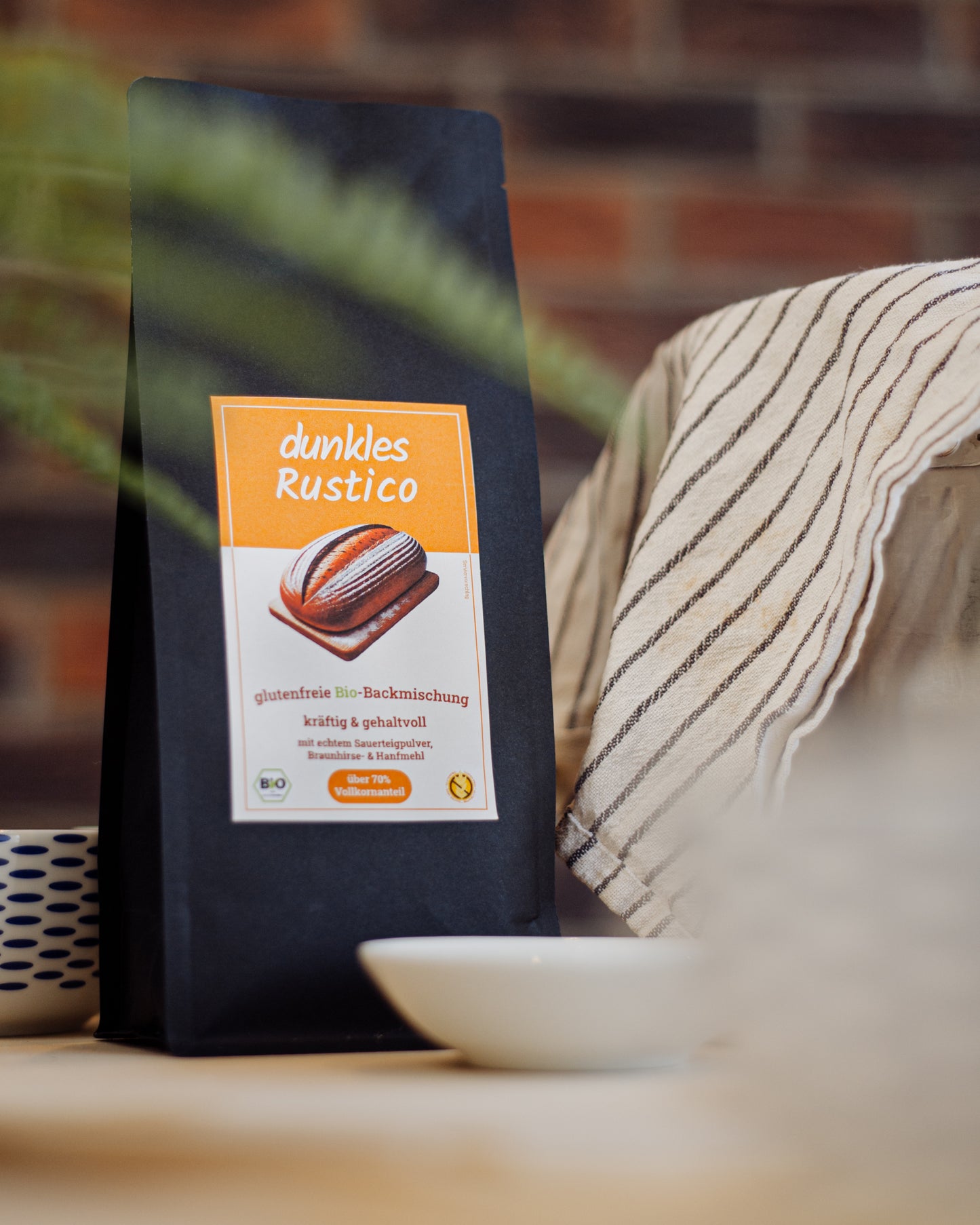 Dunkles Rustico - Bio-Backmischung – kräftiges, glutenfreies Brot mit Biss